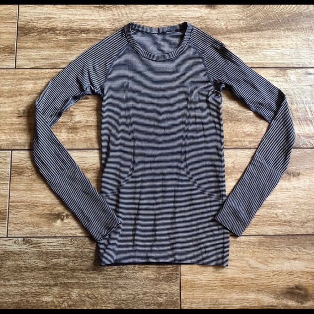 Lululemon Swiftly Tech Long Sleeve